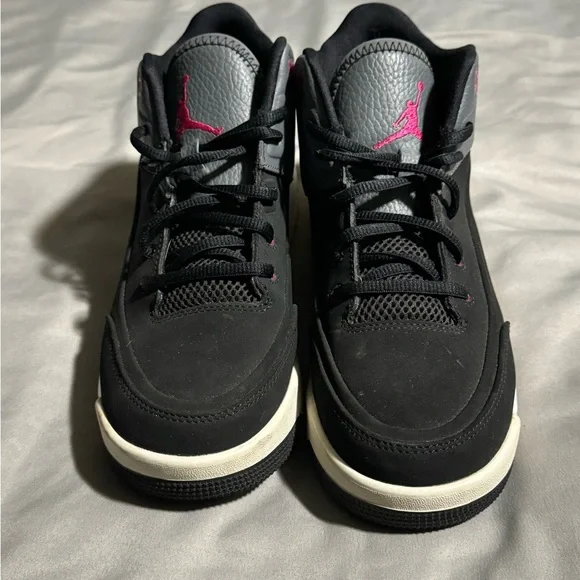 Jordan Shoes Girls Jordans Size 6y Poshmark